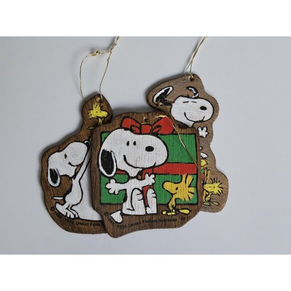 Snoopy and Woodstock Christmas Ornaments Vintage Set of 3 50s & 60s Wooden Retro - Picture 2 of 10